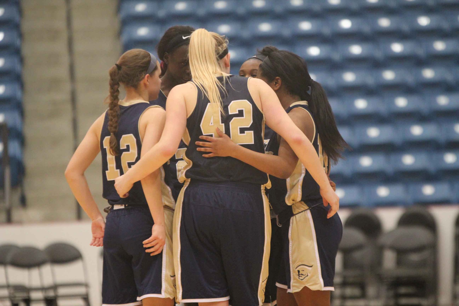 Lady Pirates Fall in Region VI Quarterfinals